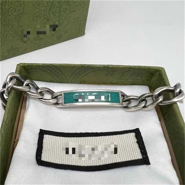 2023 designer new fashion jewelry gujia double enamel green sand bracelet simple hollow interlocking letters generous fashion lovers, Black
2023 designer new fashion jewelry gujia double enamel green sand bracelet simple hollow interlocking letters generous fashion lovers, Black