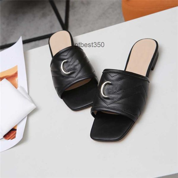 fashion slippers 2023 luxury design summer ggity men and women flat shoes thick sole leather rubber letter casual cartoon slippers 04-013, Black
fashion slippers 2023 luxury design summer ggity men and women flat shoes thick sole leather rubber letter casual cartoon slippers 04-013, Black