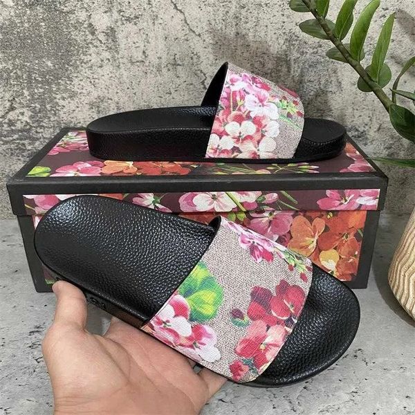 new designer slides mens women slippers summer sandals beach slide flat platform ladies sandali bathroom shoes flip flops striped causal sli, Black
new designer slides mens women slippers summer sandals beach slide flat platform ladies sandali bathroom shoes flip flops striped causal sli, Black