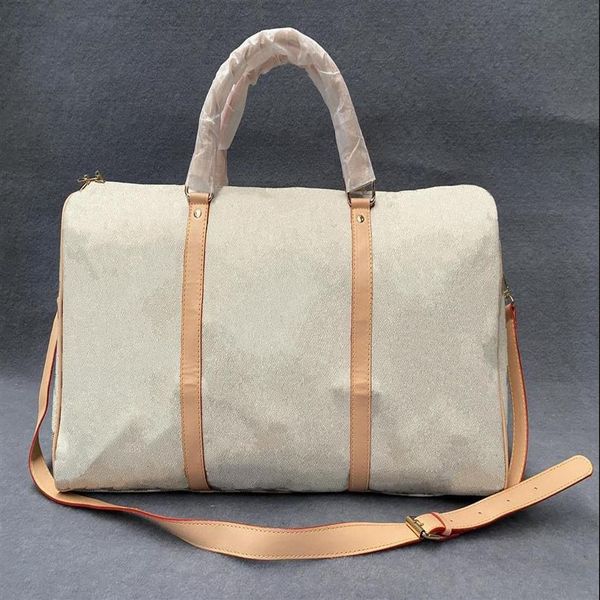 2022 luxury fashion men women travel bag duffle bags brand designer pu leather luggage handbags large capacity sport bag with lock313h
2022 luxury fashion men women travel bag duffle bags brand designer pu leather luggage handbags large capacity sport bag with lock313h