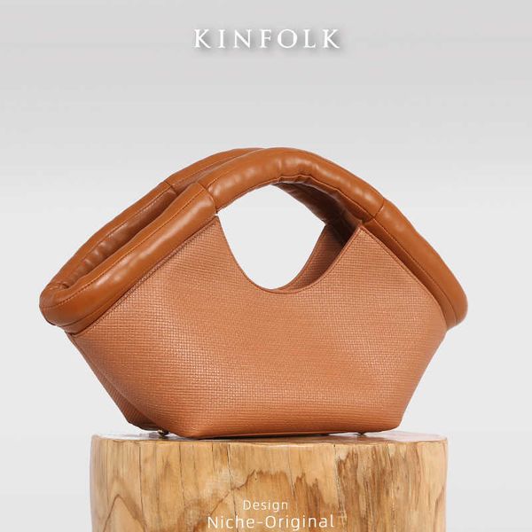 cotton filled soft handbag fan weave mother french female niche design senior sense shoulder crossbody bag basket bag 2303301
cotton filled soft handbag fan weave mother french female niche design senior sense shoulder crossbody bag basket bag 2303301