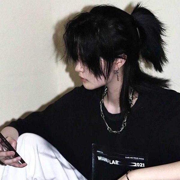 samurai head wig japanese handsome neutral anchovy fluffy natural wolf tail men, Black
samurai head wig japanese handsome neutral anchovy fluffy natural wolf tail men, Black