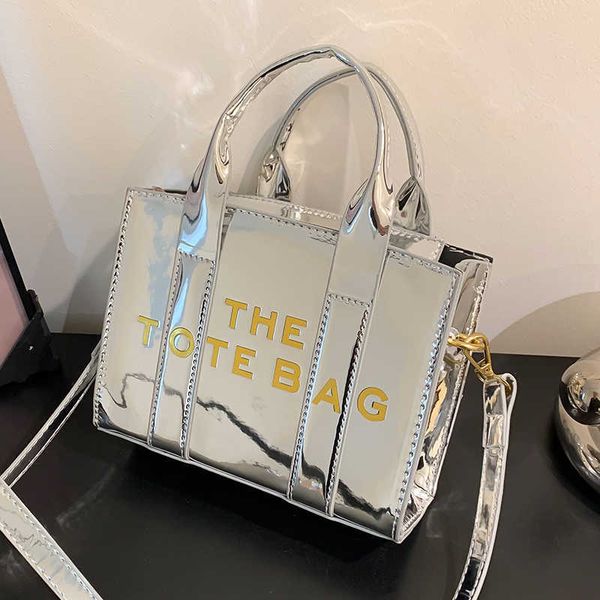 summer new fashion patent leather glossy single shoulder bag senior sense of handbag crossbody 0318
summer new fashion patent leather glossy single shoulder bag senior sense of handbag crossbody 0318