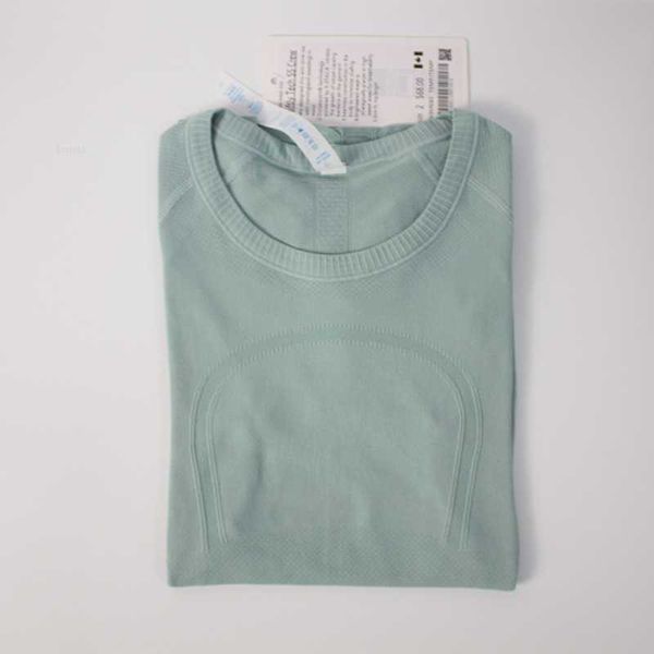 women sports short sleeved t-shirt quick drying breathable knitting luss high elasticity gym running yoga short t custom multiple colors f6g, White
women sports short sleeved t-shirt quick drying breathable knitting luss high elasticity gym running yoga short t custom multiple colors f6g, White
