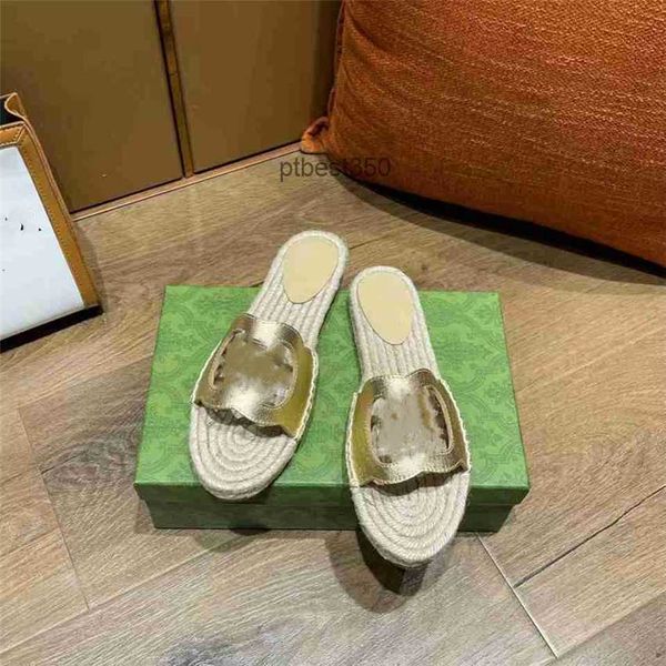 fashion slippers 2023 luxury design summer ggity men and women flat shoes thick sole leather rubber letter casual cartoon slippers 04-02, Black
fashion slippers 2023 luxury design summer ggity men and women flat shoes thick sole leather rubber letter casual cartoon slippers 04-02, Black