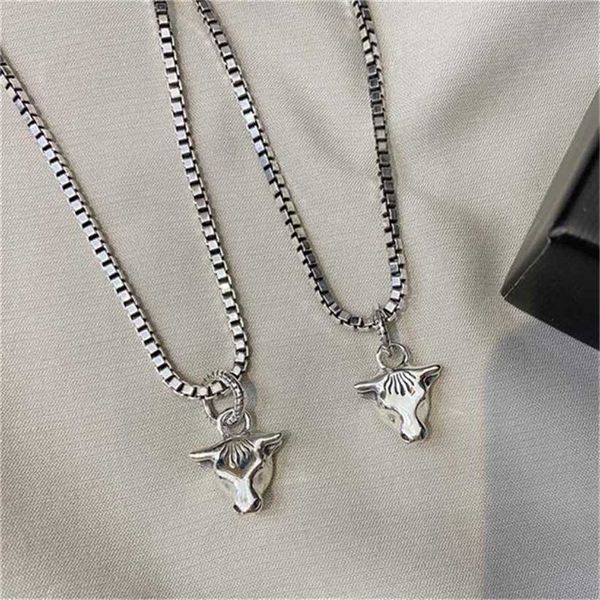 2023 designer new fashion jewelry gujia s925 sterling silver necklace yibo's same head necklace, cow like box chain
2023 designer new fashion jewelry gujia s925 sterling silver necklace yibo's same head necklace, cow like box chain