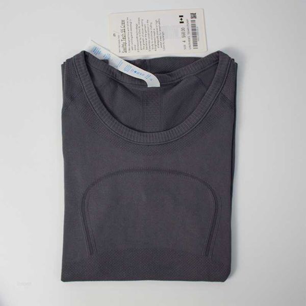 women sports short sleeve t-shirt knitted high elastic gym sports jogging yoga luss shirt quick drying breathable yoga t-shirt multiple colo, White
women sports short sleeve t-shirt knitted high elastic gym sports jogging yoga luss shirt quick drying breathable yoga t-shirt multiple colo, White