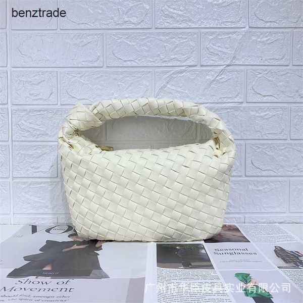 bottegs venets jodie commuter handbag hand woven women s dumpling versatile shoulder temperament personality croissant large
bottegs venets jodie commuter handbag hand woven women s dumpling versatile shoulder temperament personality croissant large