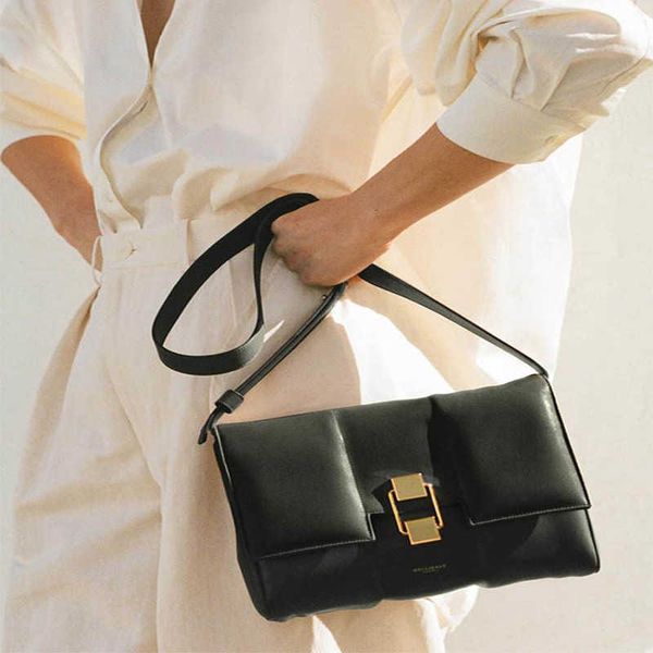 brand luxury design pillow bag female flap tofu bag leather small square bag single shoulder crossbody bag
brand luxury design pillow bag female flap tofu bag leather small square bag single shoulder crossbody bag