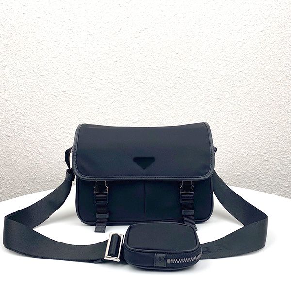 designer nylon satchel men's crossbody bags bpostman bag messenger triangle fashion shoulder large capacity package clasp function purs
designer nylon satchel men's crossbody bags bpostman bag messenger triangle fashion shoulder large capacity package clasp function purs