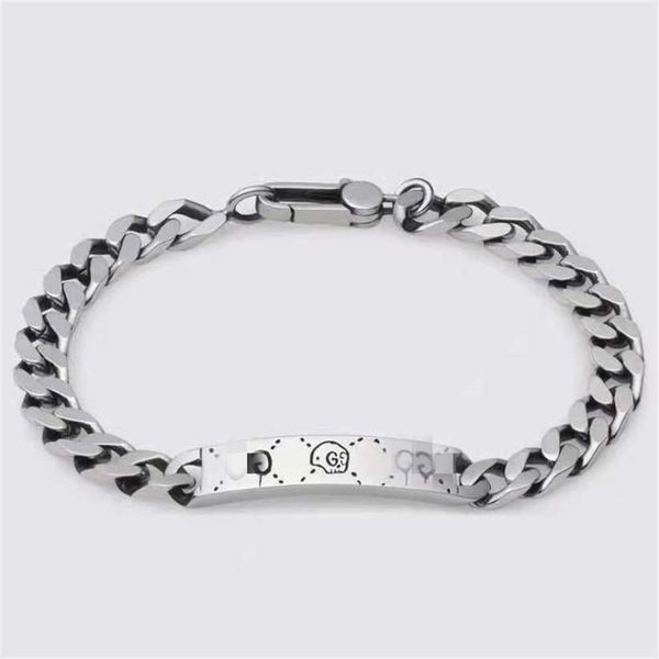 2023 designer new jewelry double skull fashion trend versatile couple men's and women's bracelet same high-end bracelet, Black
2023 designer new jewelry double skull fashion trend versatile couple men's and women's bracelet same high-end bracelet, Black