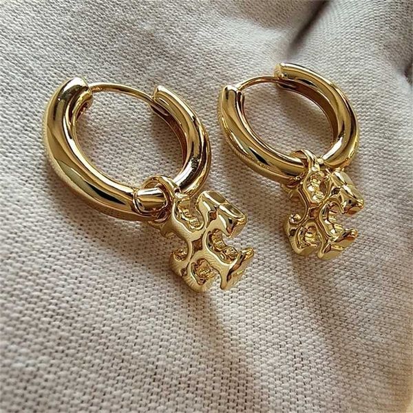 2023 designer new fashion jewelry temperament personality simple jewelry national geometric, Golden
2023 designer new fashion jewelry temperament personality simple jewelry national geometric, Golden