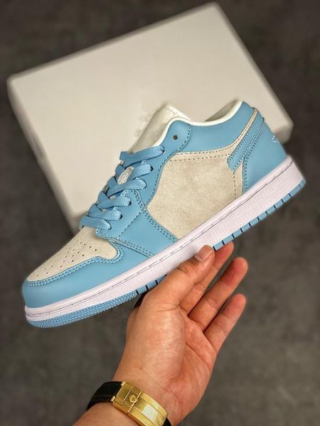 new release basketball shoes mens jumpman 1 low culture basketball shoes grey blue sports shoes suede leather men women outdoor sneakers tra
new release basketball shoes mens jumpman 1 low culture basketball shoes grey blue sports shoes suede leather men women outdoor sneakers tra