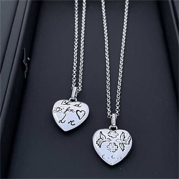 2023 designer new fashion jewelry gujia 925 silver fearless flower eyes old carved love pendant same necklace for men and women
2023 designer new fashion jewelry gujia 925 silver fearless flower eyes old carved love pendant same necklace for men and women