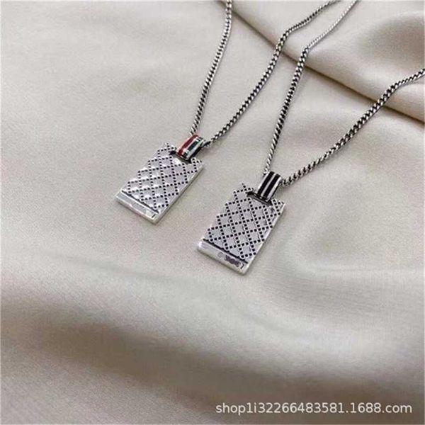 2023 designer new fashion jewelry 925 thai silver gujia green black rhombic rectangular hangtag enamel color necklace fashion net red men�
2023 designer new fashion jewelry 925 thai silver gujia green black rhombic rectangular hangtag enamel color necklace fashion net red men�