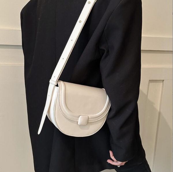 2023 shoulder bag women men handbags tote clutch bag crossbody bags fashion cases cards handbag wallet
2023 shoulder bag women men handbags tote clutch bag crossbody bags fashion cases cards handbag wallet