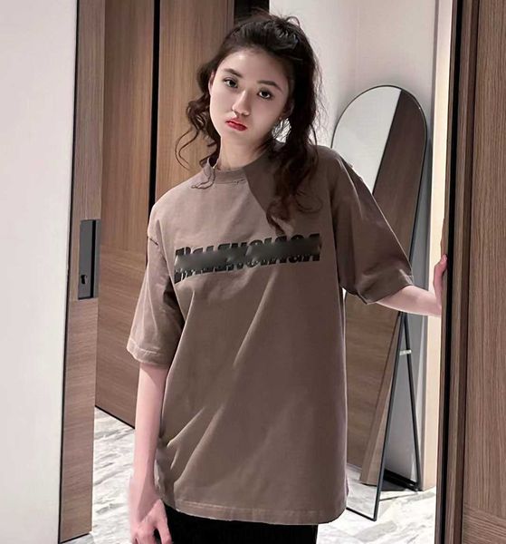 luxury men's t-shirts mens t shirts designer man tshirts shorts tees summer breathable shirt with brand letters design short sleeves s, White;black
luxury men's t-shirts mens t shirts designer man tshirts shorts tees summer breathable shirt with brand letters design short sleeves s, White;black