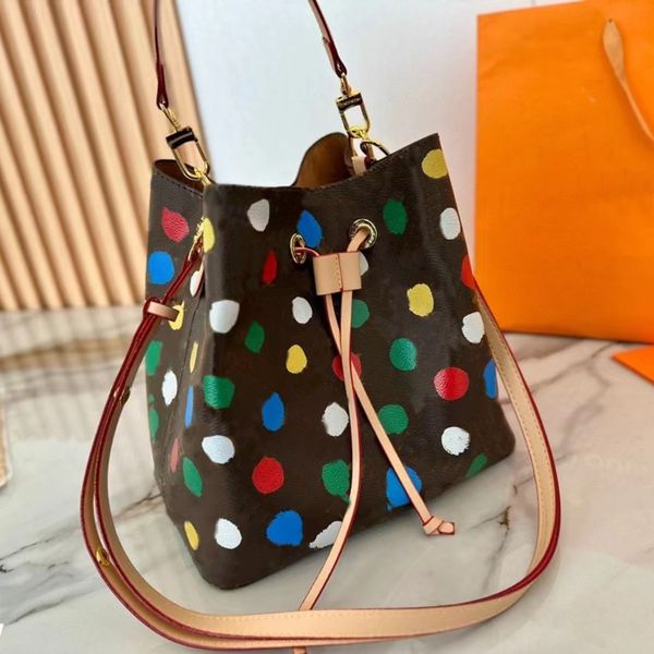 women bucket totes shopping bags purses floral round point letter handbags leather fashion shoulder bags wallets
women bucket totes shopping bags purses floral round point letter handbags leather fashion shoulder bags wallets