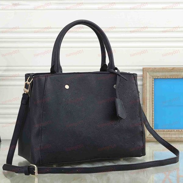large capacity tote bags luxury carrying bag tote suspenders designer fashion hand-held bag black embossing red velvet with lock inside
large capacity tote bags luxury carrying bag tote suspenders designer fashion hand-held bag black embossing red velvet with lock inside