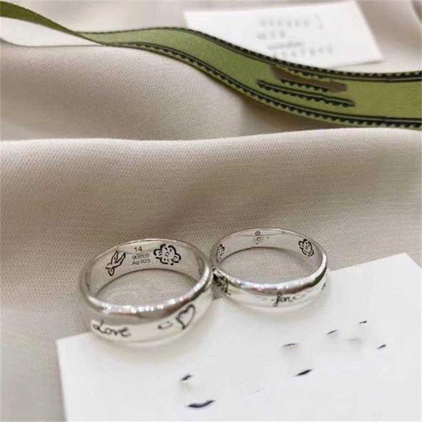2023 designer new jewelry version love fearless flowers birds double fashion style versatile men's and women's couple ring gift, Silver
2023 designer new jewelry version love fearless flowers birds double fashion style versatile men's and women's couple ring gift, Silver