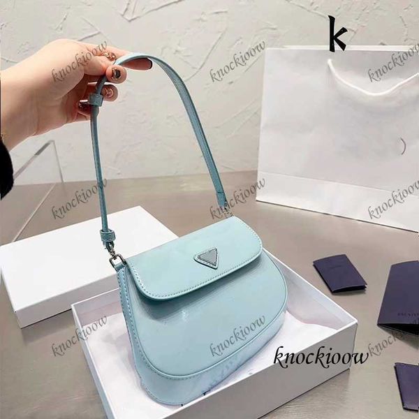 luxury handbags catwalk style leather designer armpit bags handle rivets protective base fashion one shoulder crossbody bags retro solid 230
luxury handbags catwalk style leather designer armpit bags handle rivets protective base fashion one shoulder crossbody bags retro solid 230