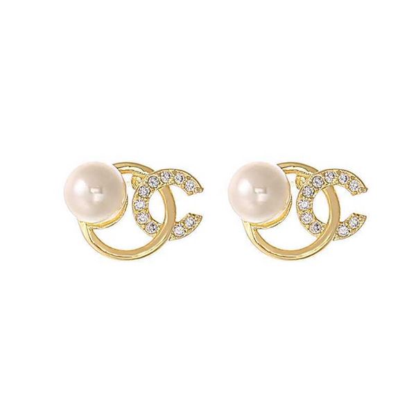 2023 designer new fashion letter femininity pearl earrings gold plated jewelry stainless steel needle minority earrings set, Golden
2023 designer new fashion letter femininity pearl earrings gold plated jewelry stainless steel needle minority earrings set, Golden