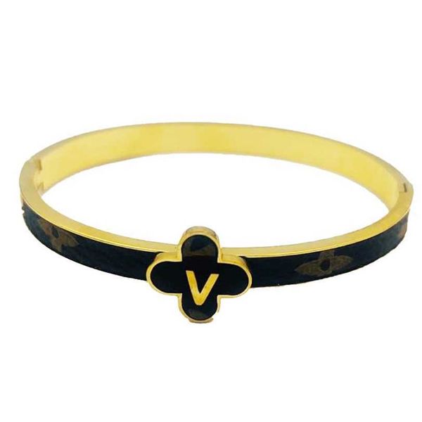 2023 designer new donkey's classic old flower leather bracelet l's four leaf grass pattern v-sticker leather bracelet peripheral p, Black
2023 designer new donkey's classic old flower leather bracelet l's four leaf grass pattern v-sticker leather bracelet peripheral p, Black