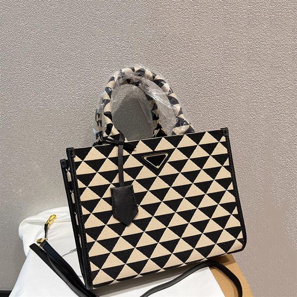 woman small 28cm 17cm symbole jacquard fabric shopping bags micro tote bags black beige embroidered handles womens handbag with sh1524
woman small 28cm 17cm symbole jacquard fabric shopping bags micro tote bags black beige embroidered handles womens handbag with sh1524