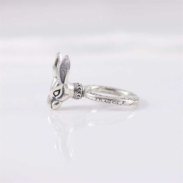 2023 designer new gujia rabbit head men and women 925 silver for lovers wind pair ring personality trend
2023 designer new gujia rabbit head men and women 925 silver for lovers wind pair ring personality trend