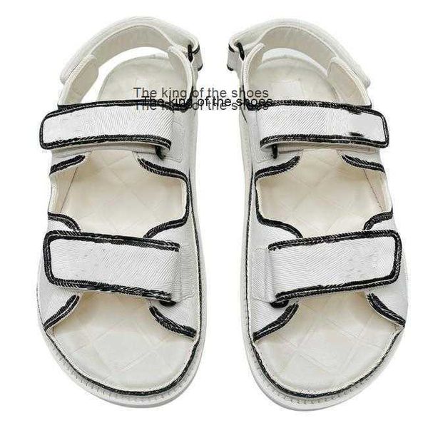 slipperssandals white black leather mules slides strap flats printed dad casual shoes hook and loop beach shoe imported sheepskin lining siz
slipperssandals white black leather mules slides strap flats printed dad casual shoes hook and loop beach shoe imported sheepskin lining siz