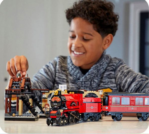 lepin bricks train toy building blocks potter assembling 71043 brick sets home furnishing christmas gifts
lepin bricks train toy building blocks potter assembling 71043 brick sets home furnishing christmas gifts