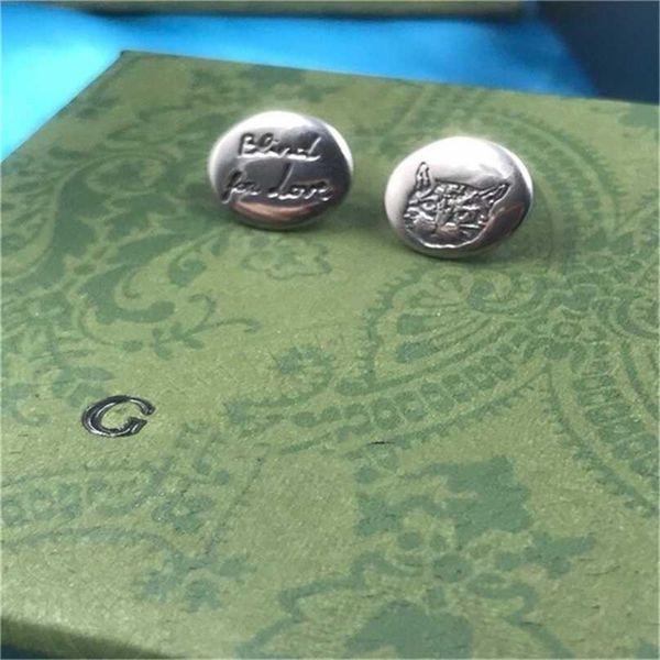 2023 designer new fashion jewelry gujia round blind for love fearless cat face letter personality s925 silver needle earrings, Golden
2023 designer new fashion jewelry gujia round blind for love fearless cat face letter personality s925 silver needle earrings, Golden