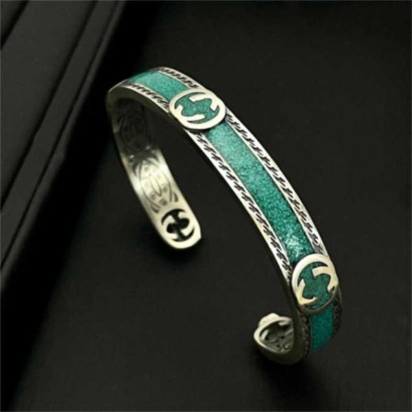 2023 designer new jewelry silver old letters green enamel bracelet fashion personalized couple bracelet, Black
2023 designer new jewelry silver old letters green enamel bracelet fashion personalized couple bracelet, Black