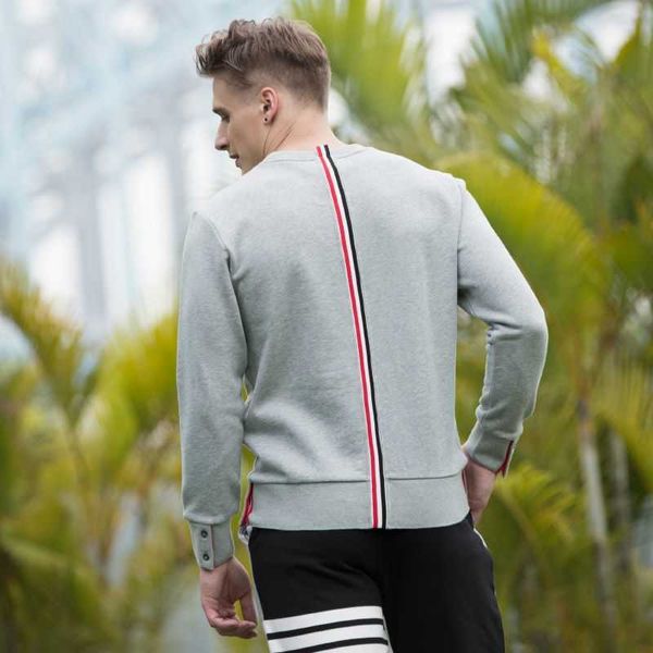2023 original quality back webbing bonzero spring and autumn fashion round neck pullover casual men's sweater handsome brand coat, Black;brown
2023 original quality back webbing bonzero spring and autumn fashion round neck pullover casual men's sweater handsome brand coat, Black;brown