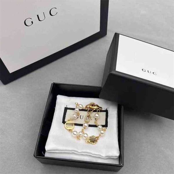 2023 designer new gujia used double pearl lovely floret bracelet net red same brass, Black
2023 designer new gujia used double pearl lovely floret bracelet net red same brass, Black