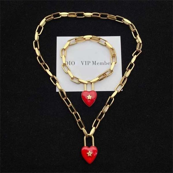 2023 designer new jewelry dejia style lock star love red glue dropping enamel pendant necklace women's suit, Black
2023 designer new jewelry dejia style lock star love red glue dropping enamel pendant necklace women's suit, Black