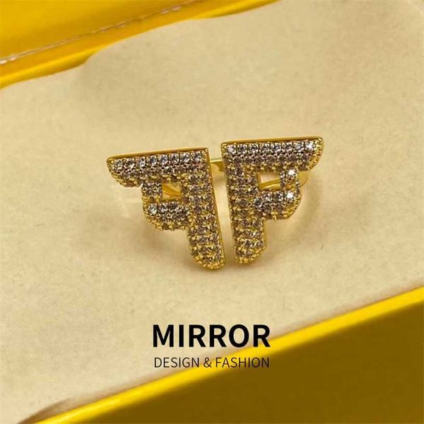 2023 designer fenjia new type f letter full diamond open ring ins style advanced versatile men's and women's fashion handwear, Silver
2023 designer fenjia new type f letter full diamond open ring ins style advanced versatile men's and women's fashion handwear, Silver