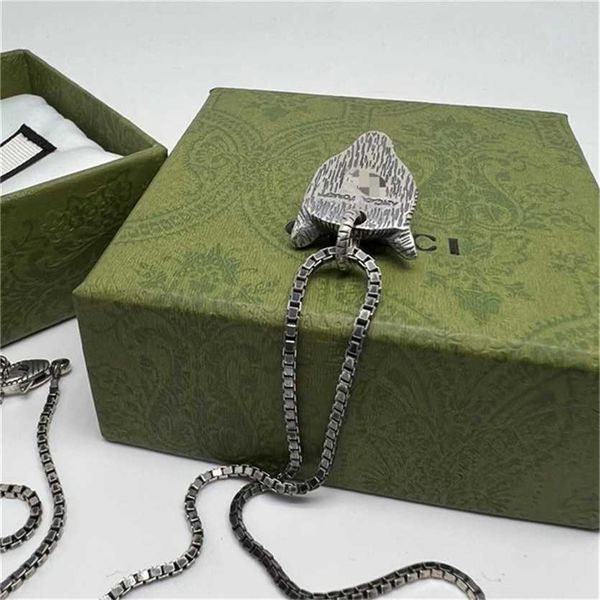 2023 designer new fashion jewelry gujia fashion domineering double wolf head pendant necklace an old trend, Silver
2023 designer new fashion jewelry gujia fashion domineering double wolf head pendant necklace an old trend, Silver