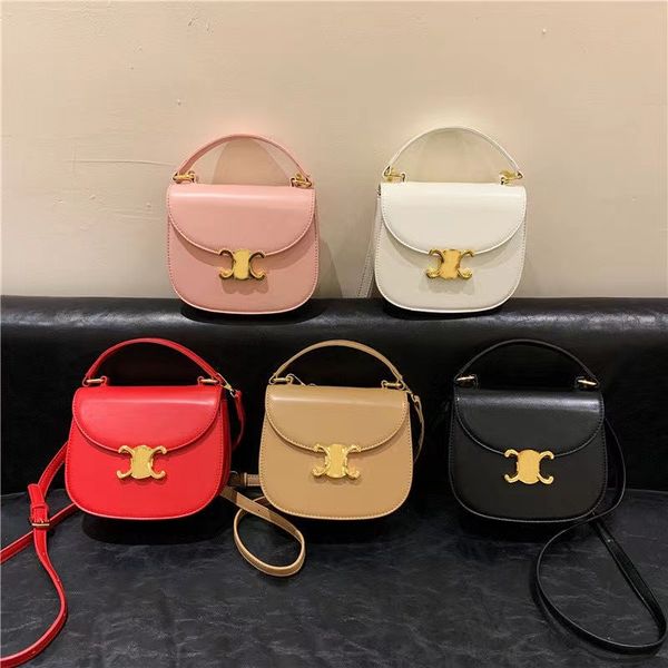 fashion one shoulder bags women's handbag high-quality design portable tote semi-round saddles bag luxury casual cross-body portable to
fashion one shoulder bags women's handbag high-quality design portable tote semi-round saddles bag luxury casual cross-body portable to