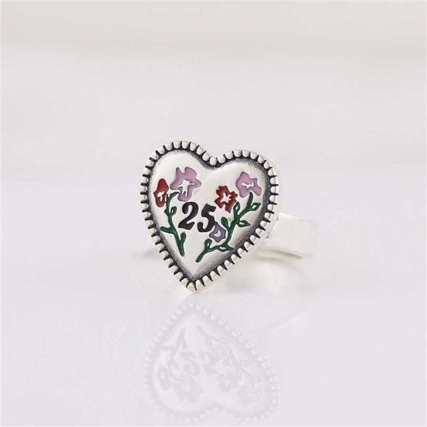 2023 designer new jewelry series ring silver flower digital couple ring valentine's day gift anniversary
2023 designer new jewelry series ring silver flower digital couple ring valentine's day gift anniversary