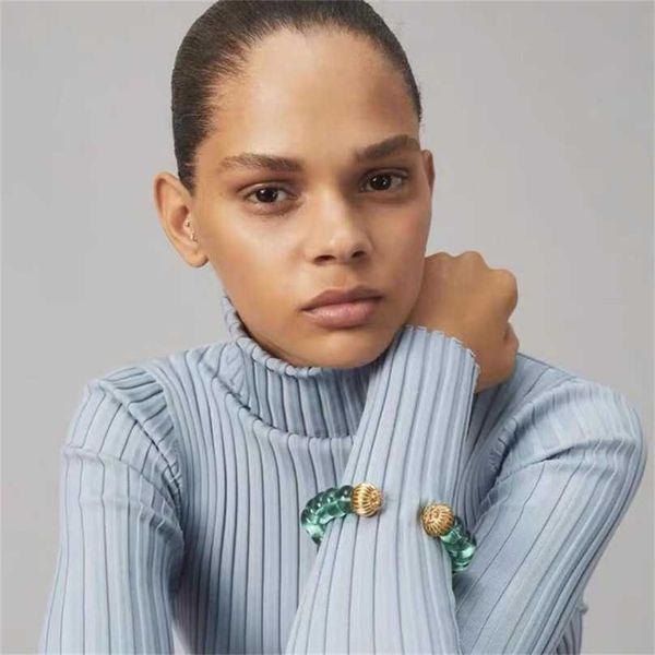 2023 designer new fashion jewelry bracelet trend light luxury popular hand accessories, Black
2023 designer new fashion jewelry bracelet trend light luxury popular hand accessories, Black