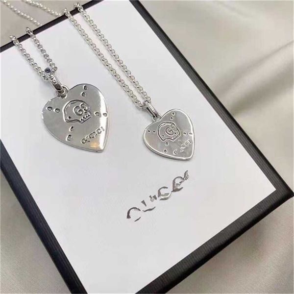2023 designer new fashion jewelry zhigujia s925 silver skull love tag couple necklace sweater chain
2023 designer new fashion jewelry zhigujia s925 silver skull love tag couple necklace sweater chain