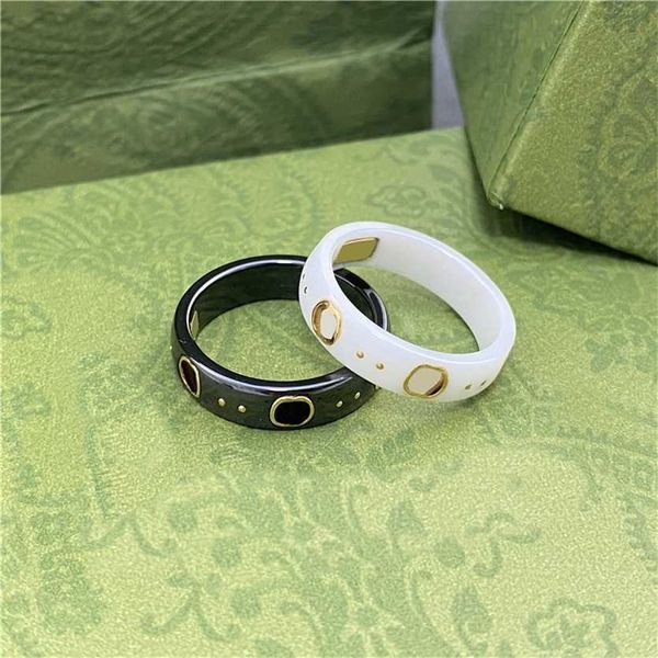 2023 designer new ujia double g ceramic high version little bee fried dough twists star lover ring for men and women, Silver
2023 designer new ujia double g ceramic high version little bee fried dough twists star lover ring for men and women, Silver