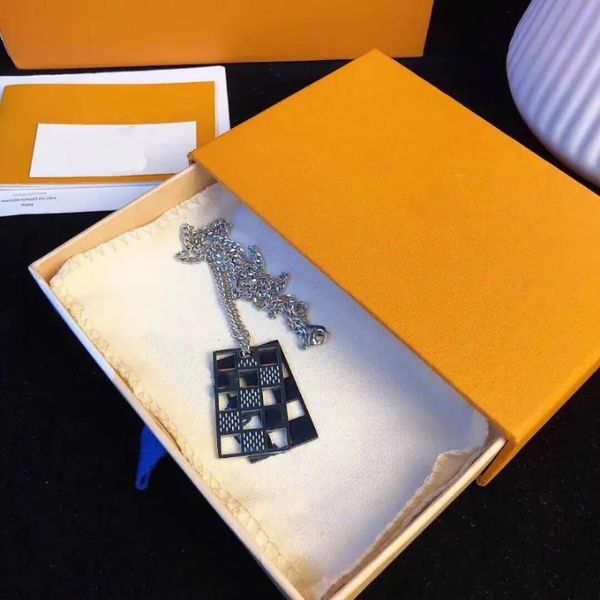 fashion double tag necklace luxury designer silver pendant necklace classic premium jewelry long chain designed for men and women with box
fashion double tag necklace luxury designer silver pendant necklace classic premium jewelry long chain designed for men and women with box