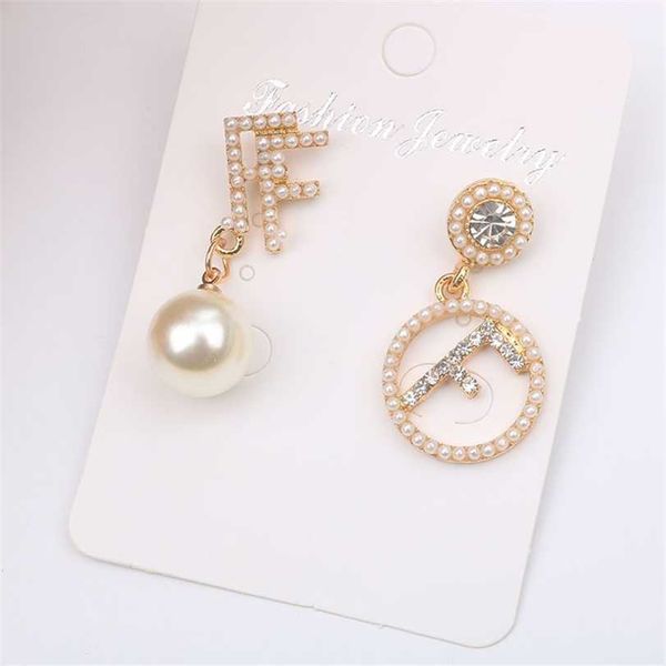 2023 designer new korean fashion rhinestone pearl asymmetric temperament letter earrings personality network red tide woman, Golden
2023 designer new korean fashion rhinestone pearl asymmetric temperament letter earrings personality network red tide woman, Golden