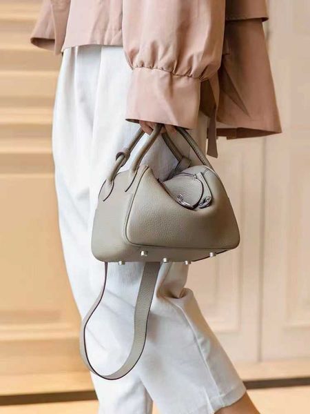 legal copy 8a herms's lindis bags for sale mother's bag 2023 new 's doctor's women's one shoulder messenger hand pi
legal copy 8a herms's lindis bags for sale mother's bag 2023 new 's doctor's women's one shoulder messenger hand pi