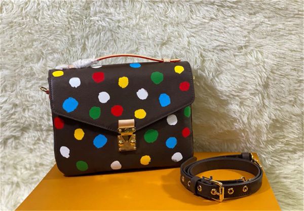 designer luxury bags yk pochette m46384 metis leather crossbody bag handbag purses shoulder bag quality
designer luxury bags yk pochette m46384 metis leather crossbody bag handbag purses shoulder bag quality