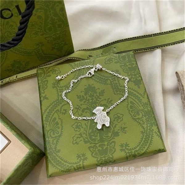 2023 designer new fashion jewelry s925 silver three-dimensional bear pendant telescopic bracelet gives gift to his girlfriend, Black
2023 designer new fashion jewelry s925 silver three-dimensional bear pendant telescopic bracelet gives gift to his girlfriend, Black