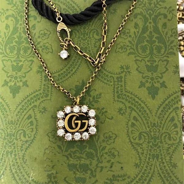 2023 designer new jewelry crystal double pendant antique bronze necklace with worn effect gives girlfriend gift on tanabata, Black
2023 designer new jewelry crystal double pendant antique bronze necklace with worn effect gives girlfriend gift on tanabata, Black