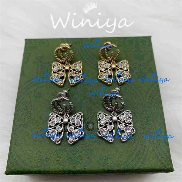 2023 designer new earrings ancient family letter diamond studded bow feminine temperament net red same earrings, Golden
2023 designer new earrings ancient family letter diamond studded bow feminine temperament net red same earrings, Golden